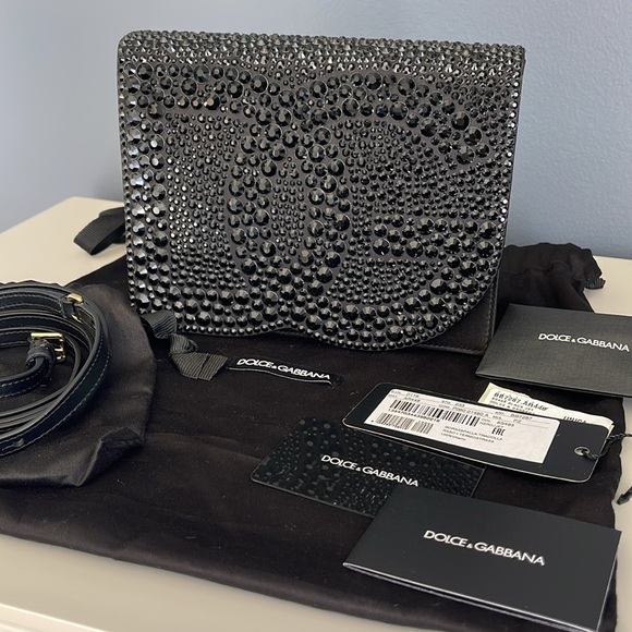 Dolce & Gabbana DG Logo Embellished Crossbody NWT - Picture 13 of 13